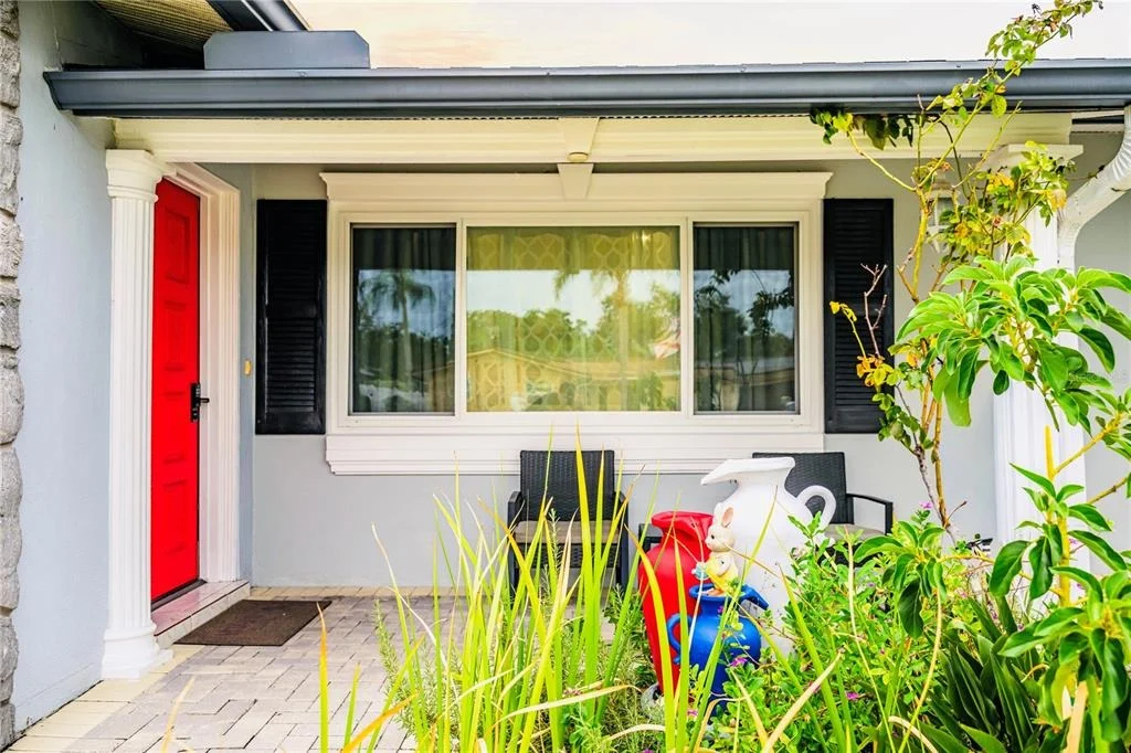 Photo of 898 CORVETTE DRIVE