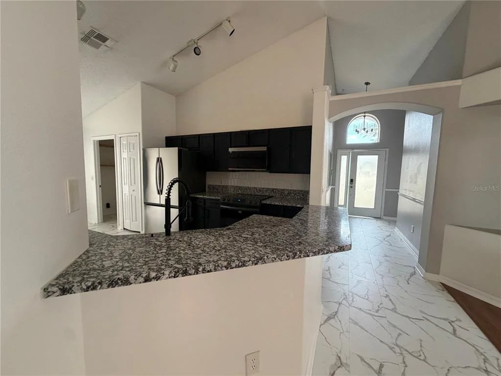 Photo of 1079 STONEHAM DRIVE