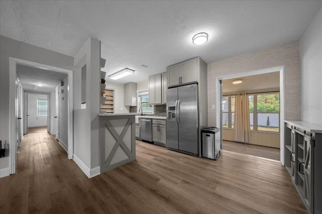 Photo of 2830 SE 6TH STREET