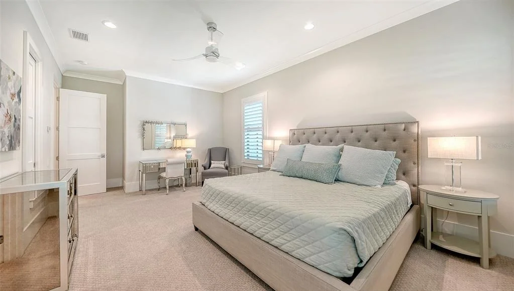 Photo of 8339 LUCERNE LOOP
