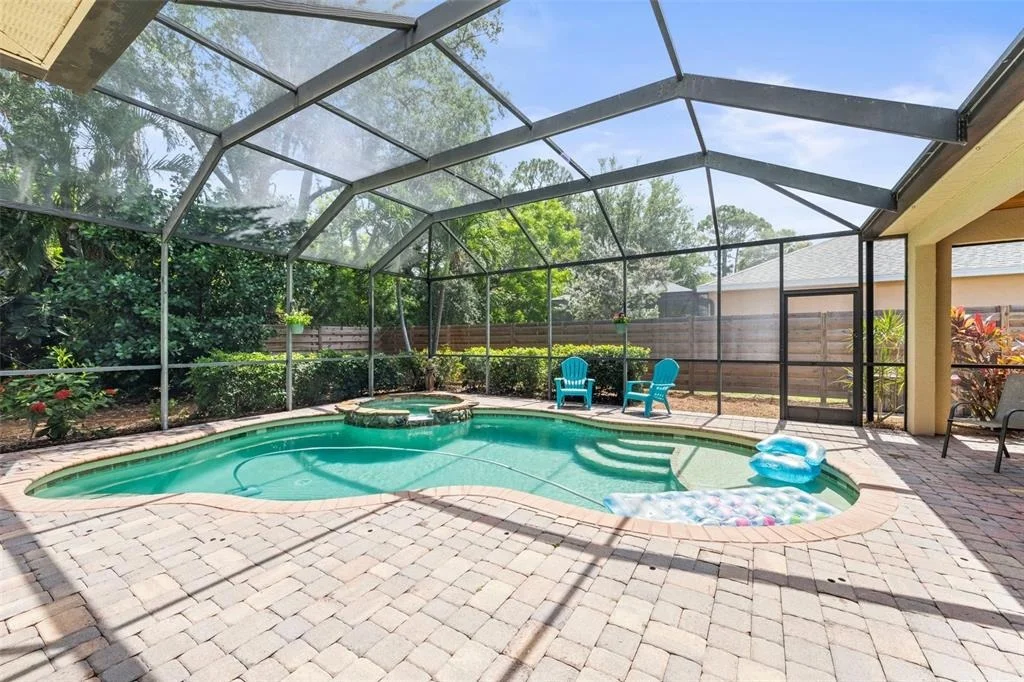 Photo of 743 STONECREST DRIVE