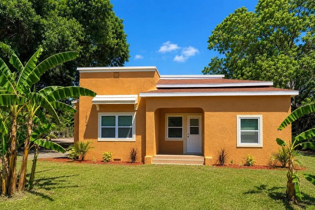 Photo of 1604 ANGLE ROAD