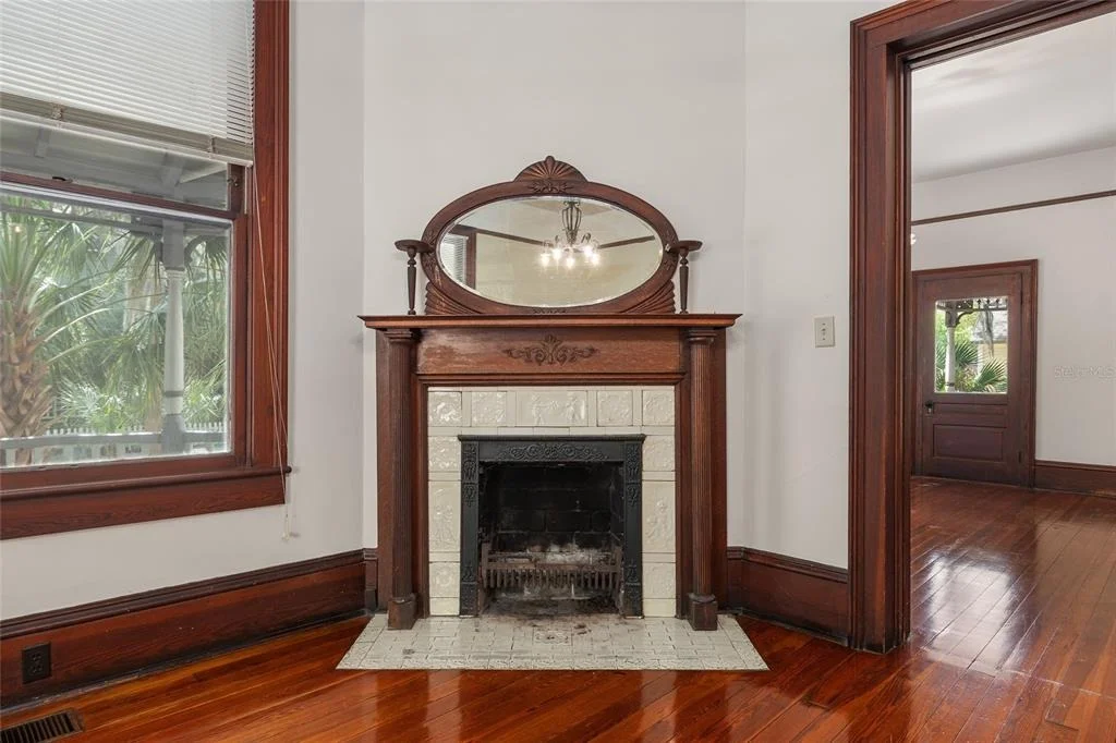 Photo of 306 NE 3RD STREET
