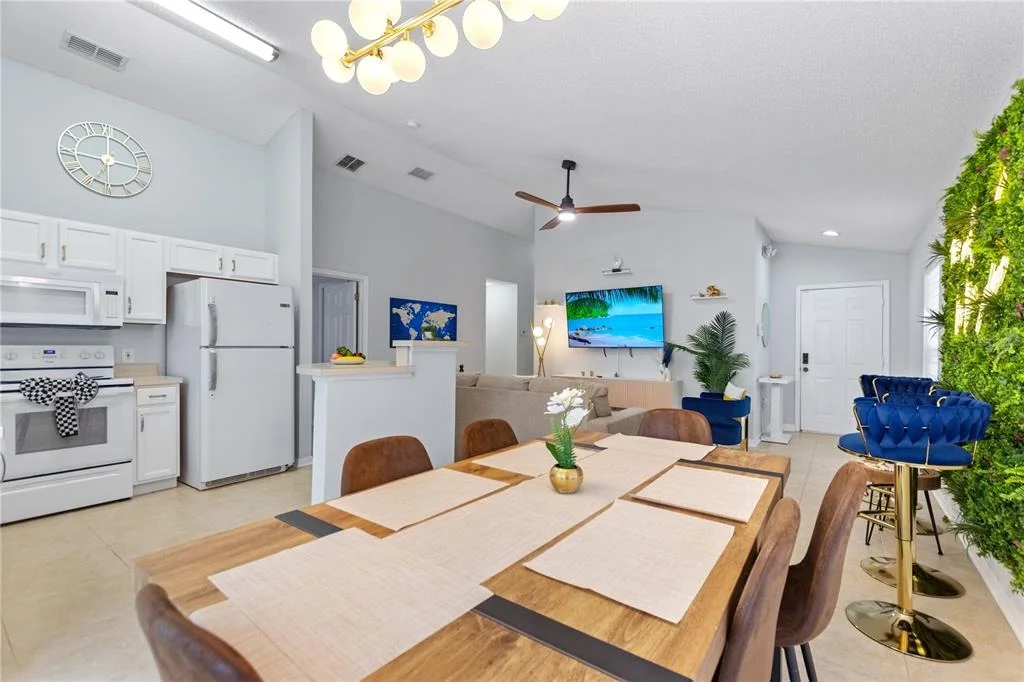 Photo of 2960 KOKOMO LOOP LOOP