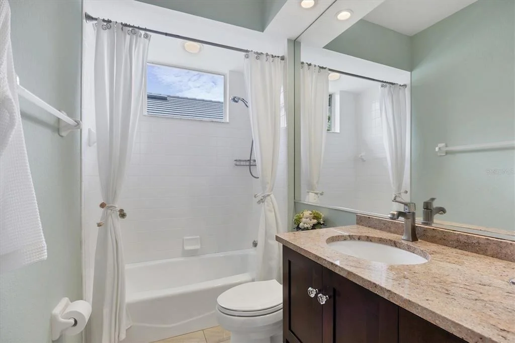 Photo of 7916 HAMPTON COURT