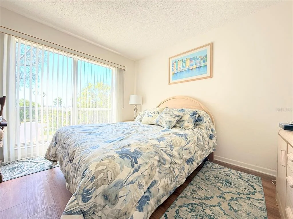 Photo of Unit 302 at 9000 COMMODORE DRIVE