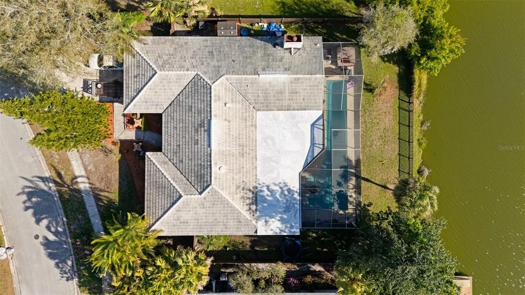 Photo of 14947 LAKE FOREST DRIVE