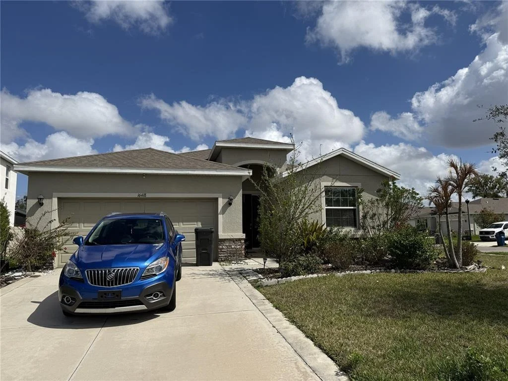 Photo of 16418 WOODSIDE GLEN
