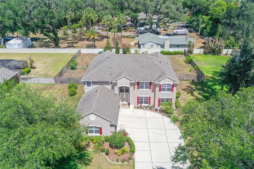 Photo of 915 HICKORY FORK DRIVE