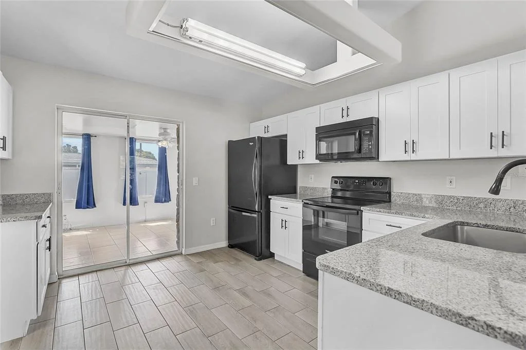 Photo of 879 NANTUCKET ROAD