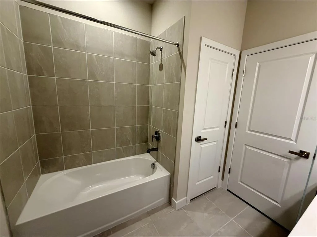 Photo of 2578 WHITE LADYFISH ROAD