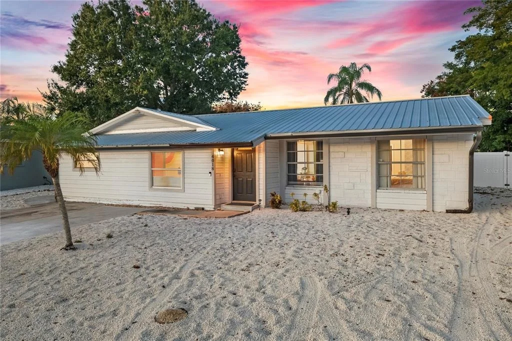 Photo of 4018 SANDPOINTE DRIVE