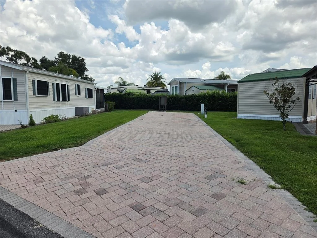 Photo of 2408 CITRUS TREE ROAD