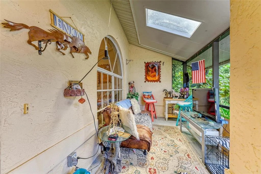 Photo of 620 BURKE ROAD