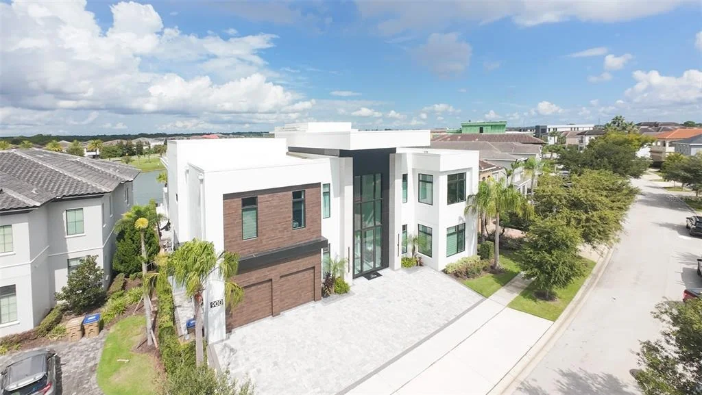 Photo of 900 GOLDEN BEAR DRIVE