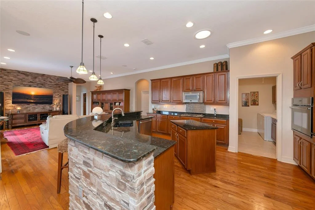 Photo of 10412 WINDING STREAM WAY