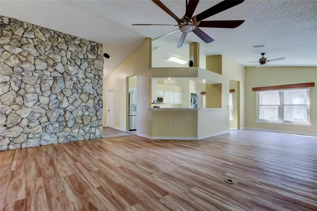Photo of 1795 BAYHILL DRIVE