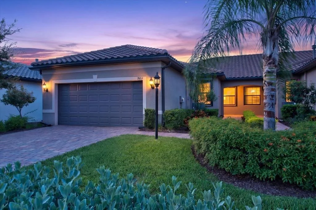 Photo of 7653 SUMMERLAND COVE