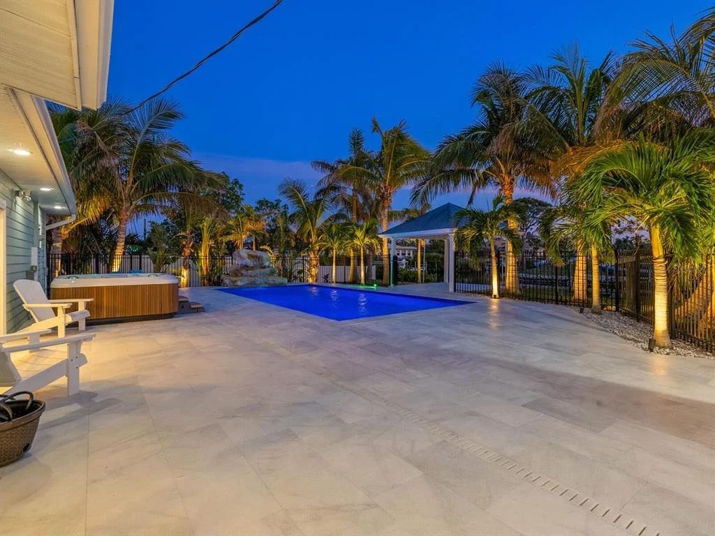 Photo of 221 LYCHEE ROAD