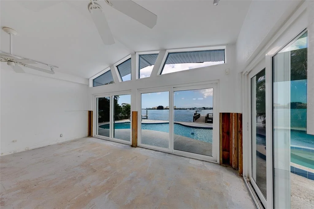 Photo of 814 BAY POINT DRIVE