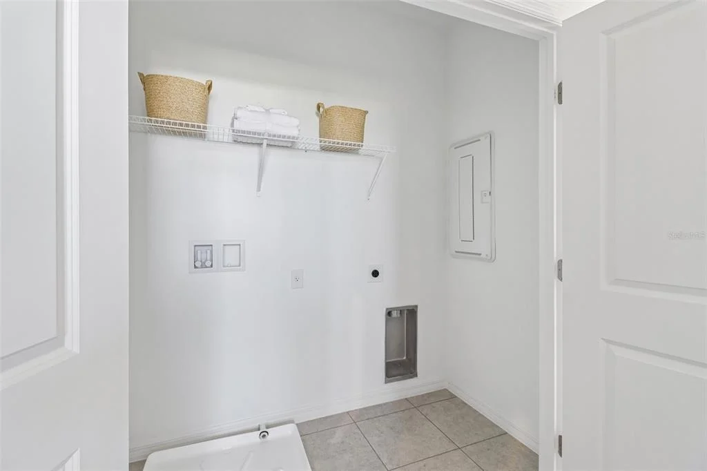 Photo of 1845 HORSETAIL DRIVE