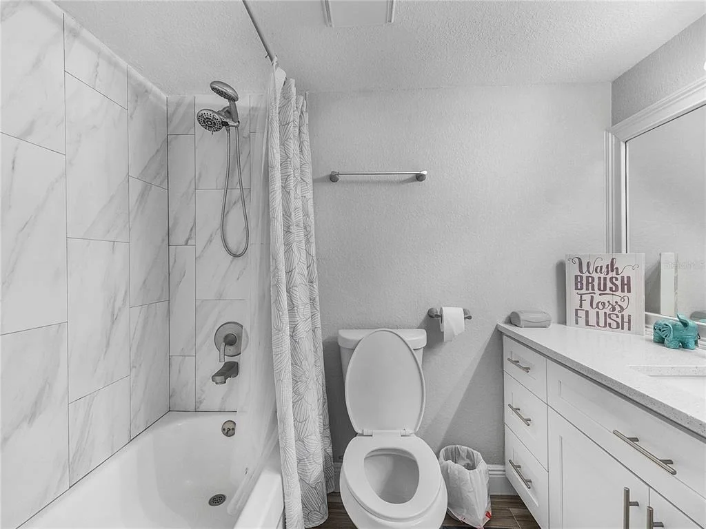 Photo of Unit A at 622 FAIRWAYS CIRCLE