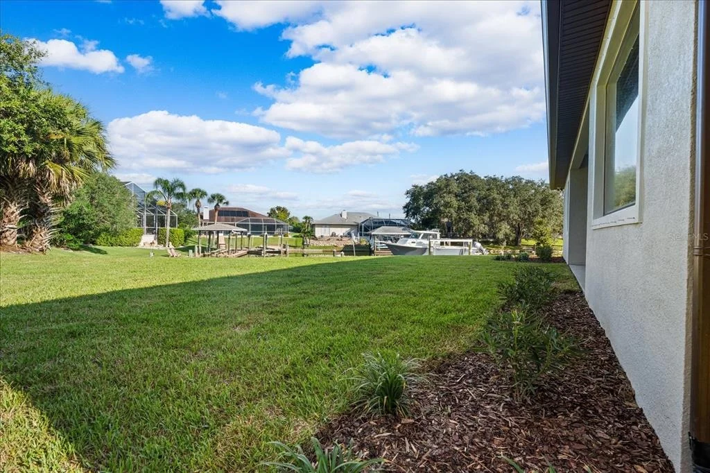 Photo of 46 RIVERVIEW BEND N