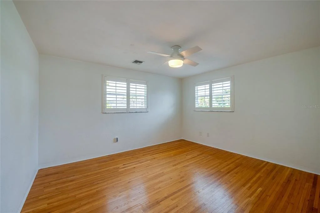 Photo of 835 JOHN ANDERSON DRIVE