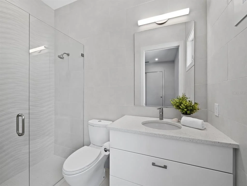 Photo of 471 ISLAND CIRCLE
