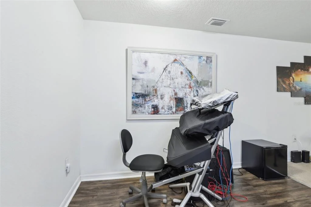 Photo of 26377 BERTRAM ROAD