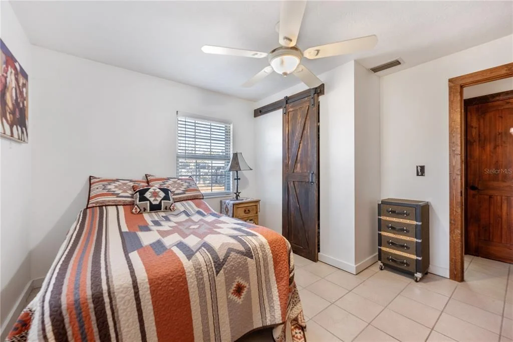 Photo of 17885 NE 2ND PLACE