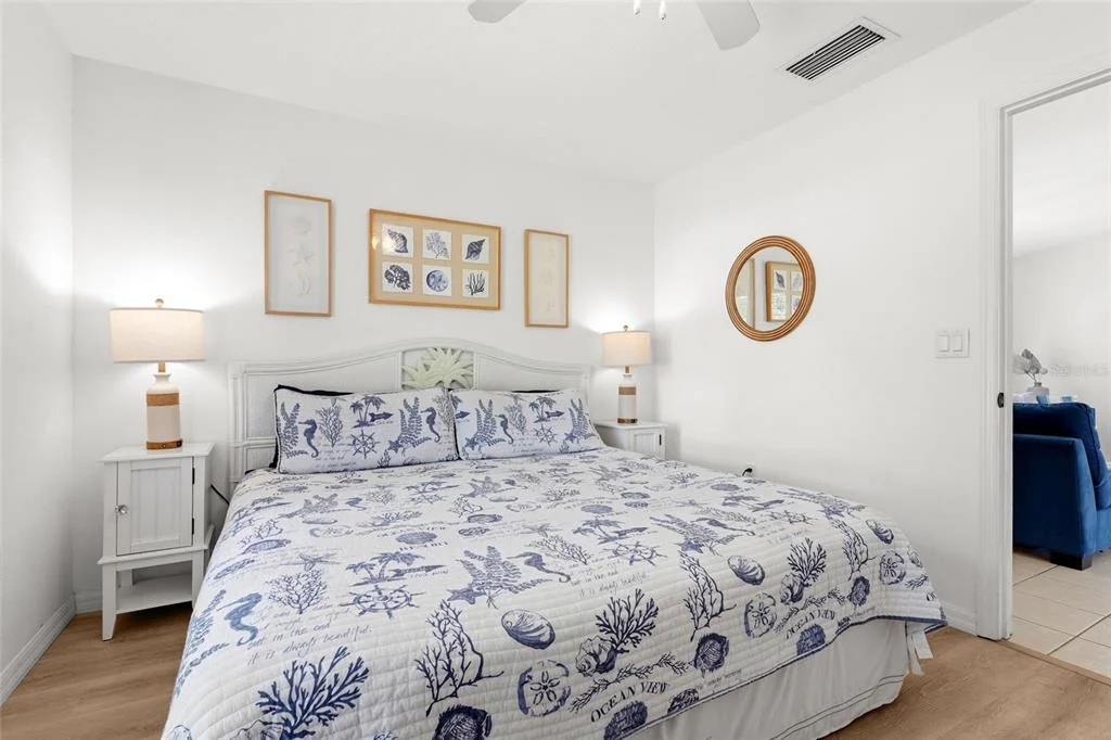 Photo of 2240 GENTIAN ROAD