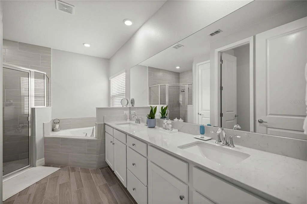 Photo of 4227 SE 11TH AVENUE