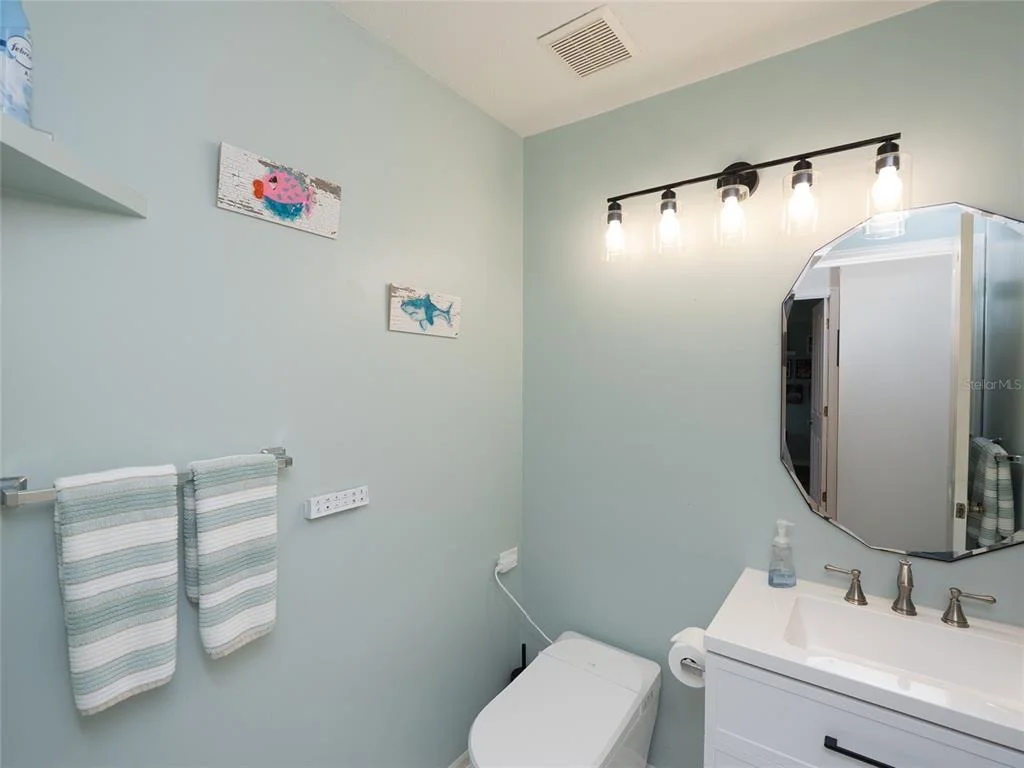 Photo of 1633 ASHLAND PLACE