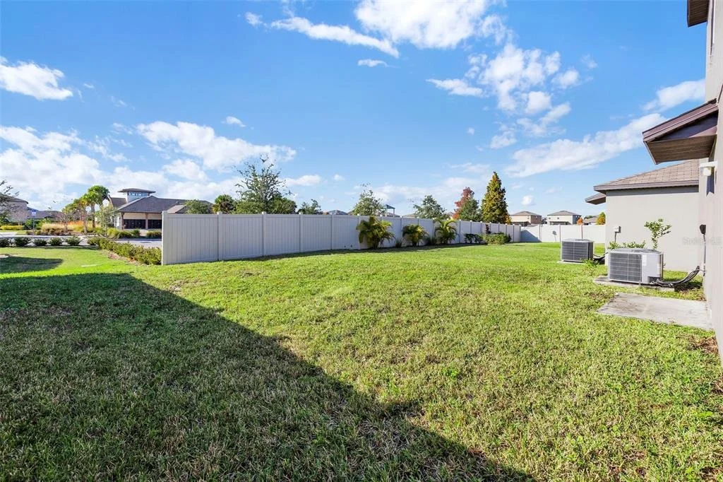 Photo of 5204 WHITE CHICORY DRIVE