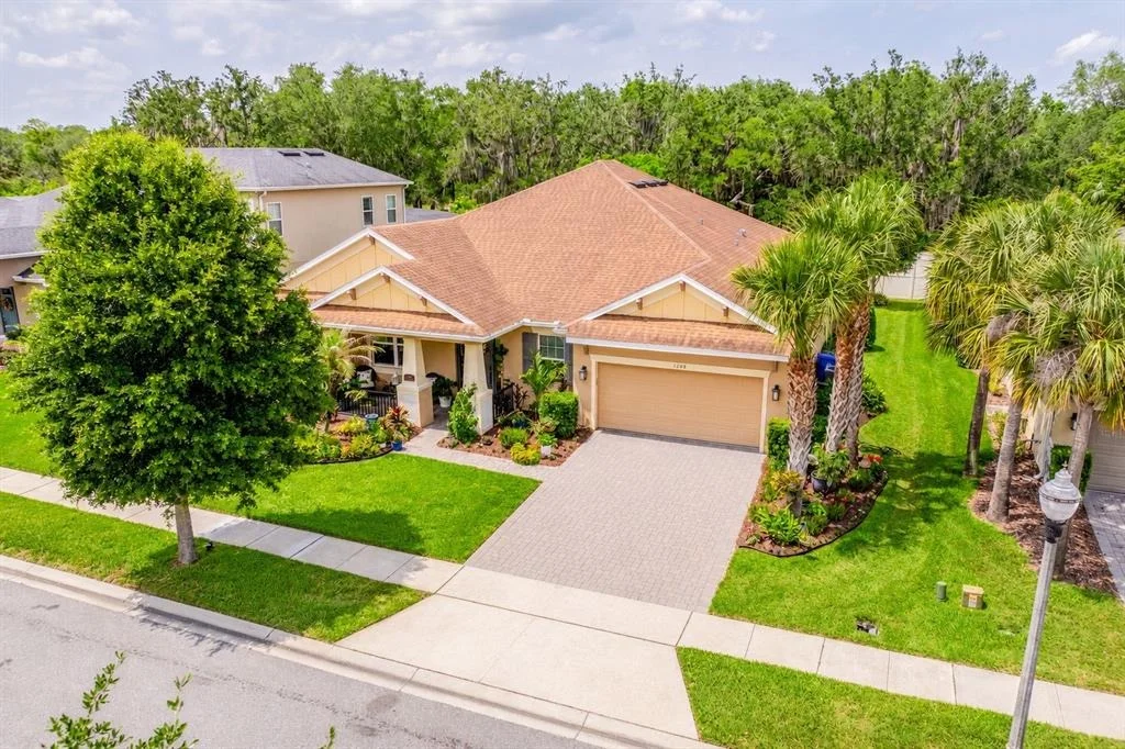 Photo of 1208 FIELDSTONE CIRCLE