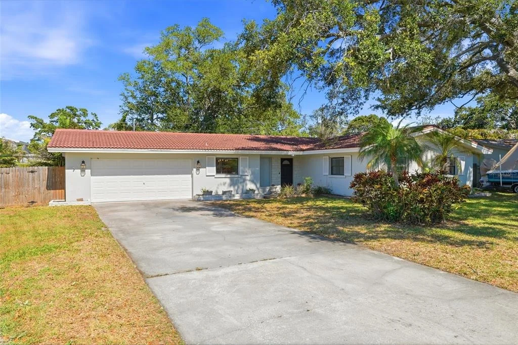Photo of 1349 VIEWTOP DRIVE