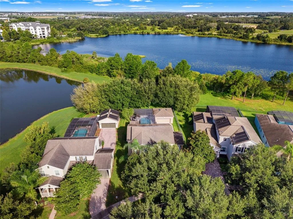 Photo of 6158 MERIWETHER CRESCENT