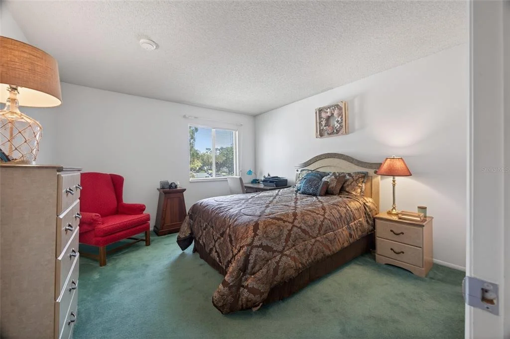 Photo of Unit B at 569 MIDWAY DRIVE