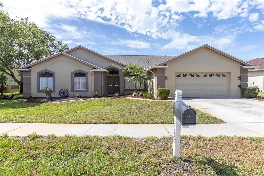 Photo of 8303 CORAL CREEK LOOP