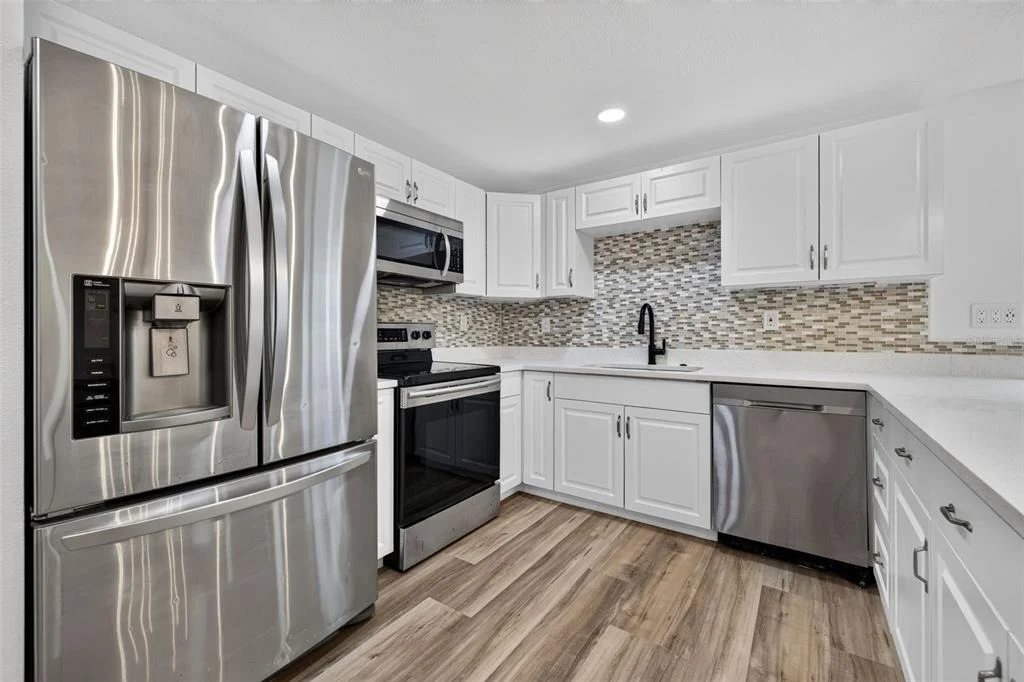 Photo of 11317 SYLVAN GREEN LANE