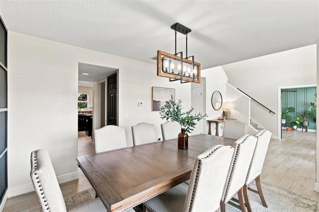 Photo of 6113 WATERFIELD WAY