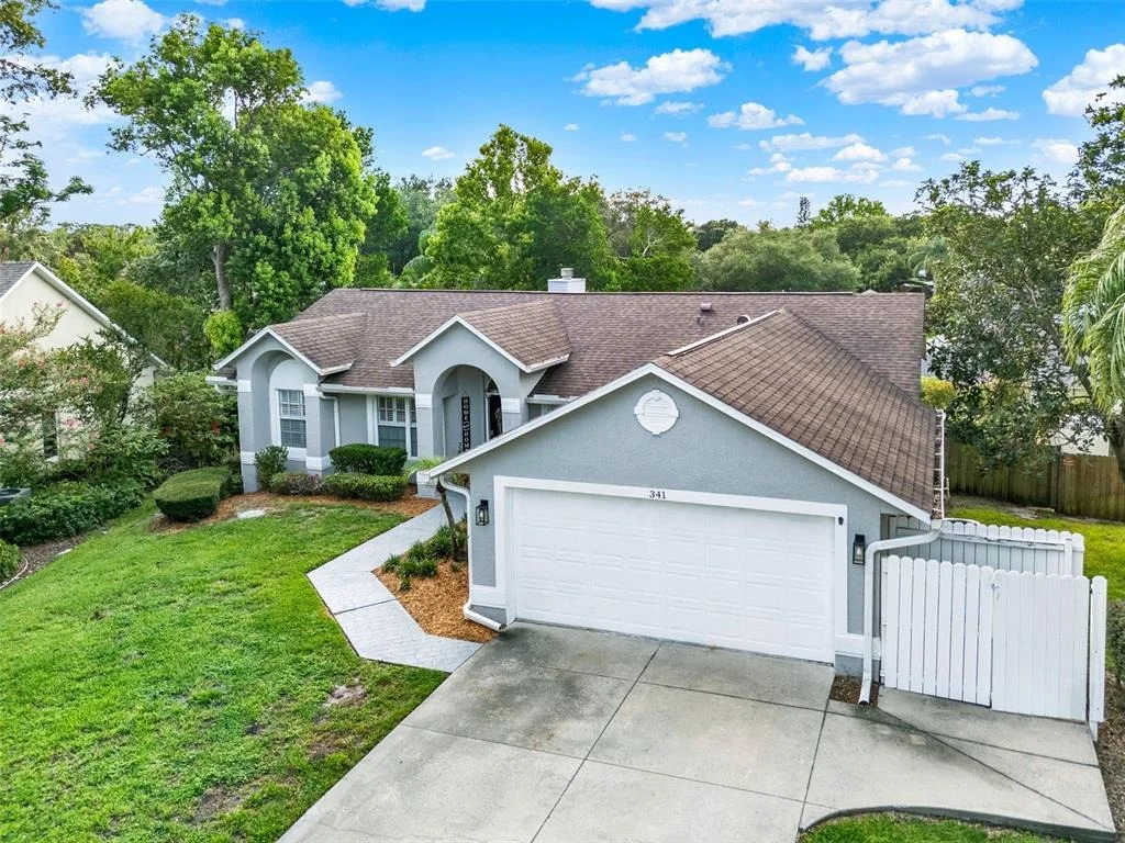 Photo of 341 PINE SHADOW LANE