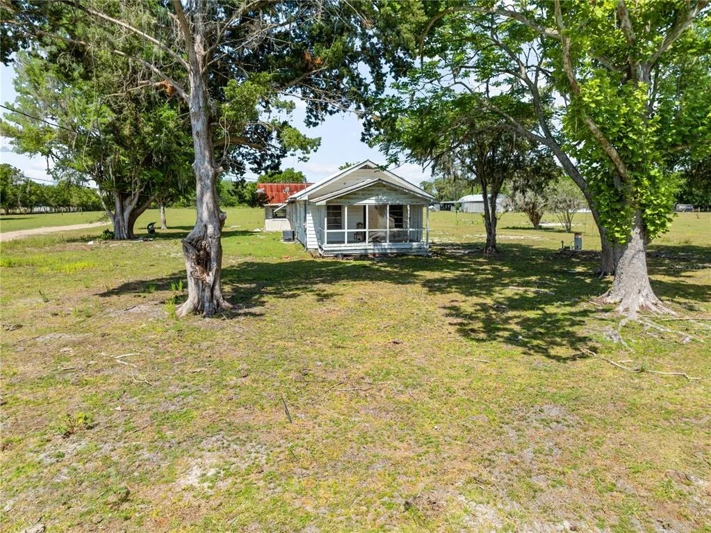 Photo of 3954 LA SALLE AVENUE