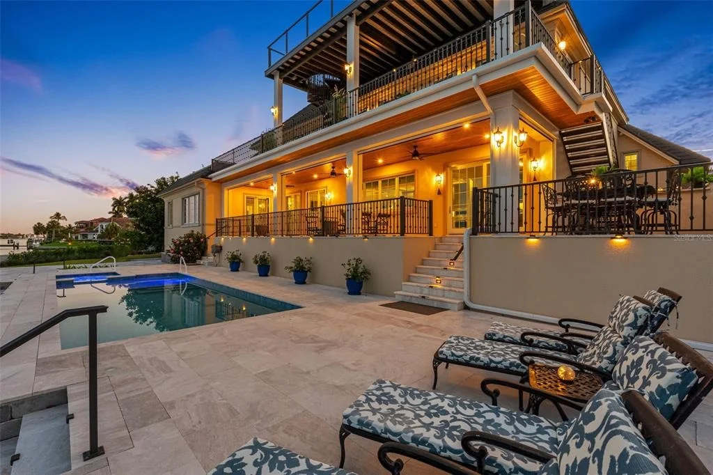 Photo of 487 MEADOW LARK DR