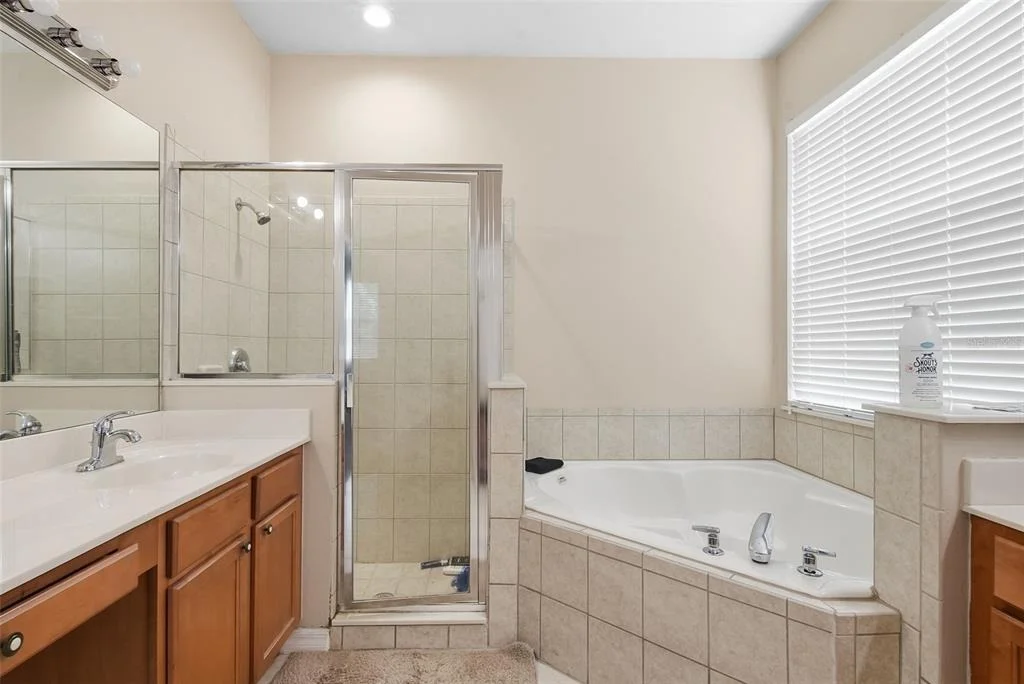 Photo of 929 LASCALA DRIVE