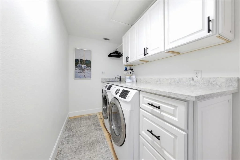 Photo of 407 HARBOR VIEW LANE