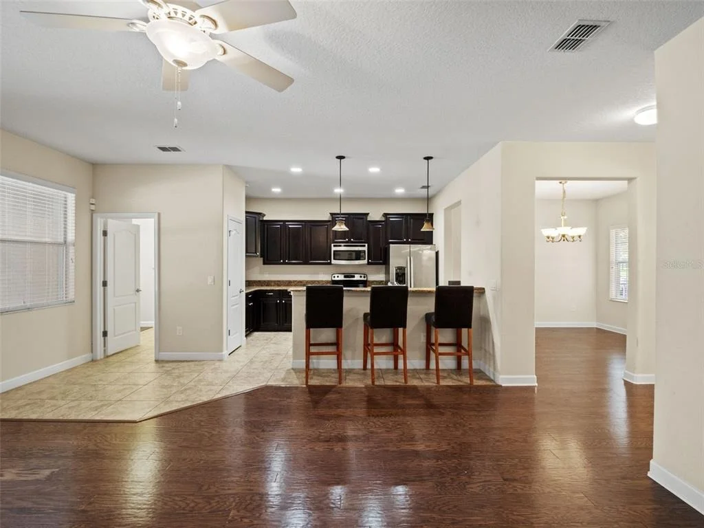 Photo of 6158 MERIWETHER CRESCENT