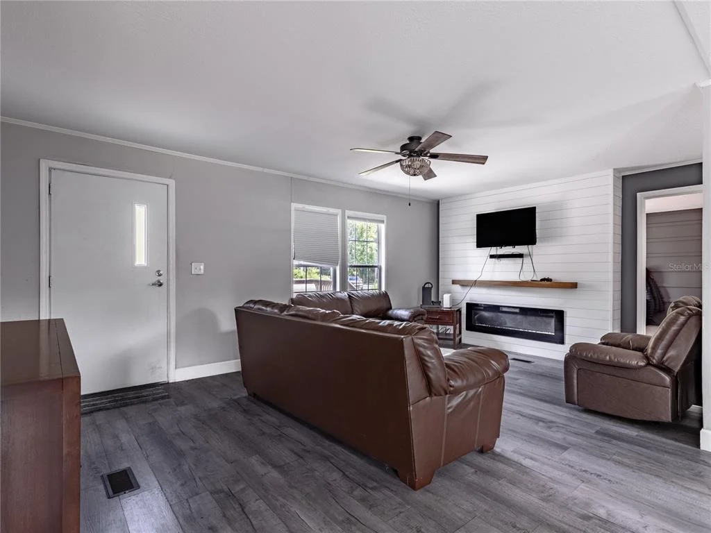 Photo of 3980 DOE DRIVE