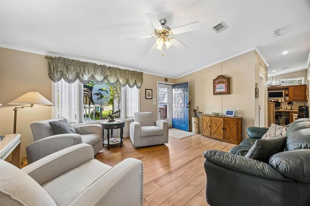 Photo of 334 PARADISE CIRCLE
